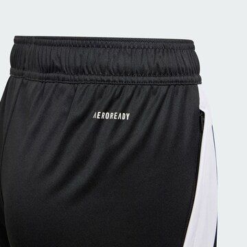 ADIDAS PERFORMANCE Loosefit Sportshorts 'Tiro 24' in Schwarz