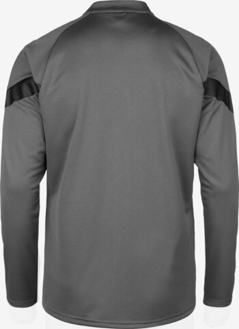 PUMA Training Jacket in Grey