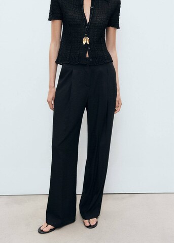 MANGO Wide leg Pleat-Front Pants 'Carla' in Black: front
