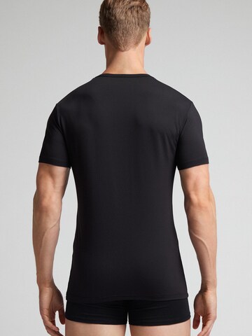 IUMAN Intimissimi Shirt in Black