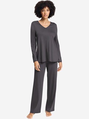 Hanro Pyjama 'Cotton Silk' in Grijs