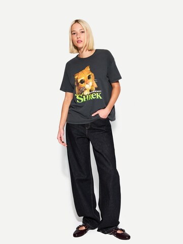 T-shirt 'SHREK' Bershka en gris