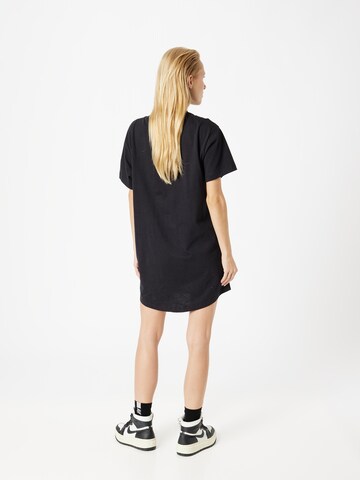 Nike Sportswear Платье 'Essential' в Черный