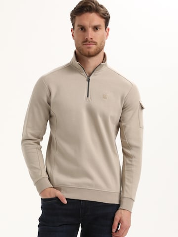 Gabbiano Sweater in Grey: front
