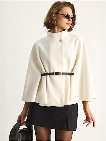 Manteau mi-saison Bianco Lucci en blanc