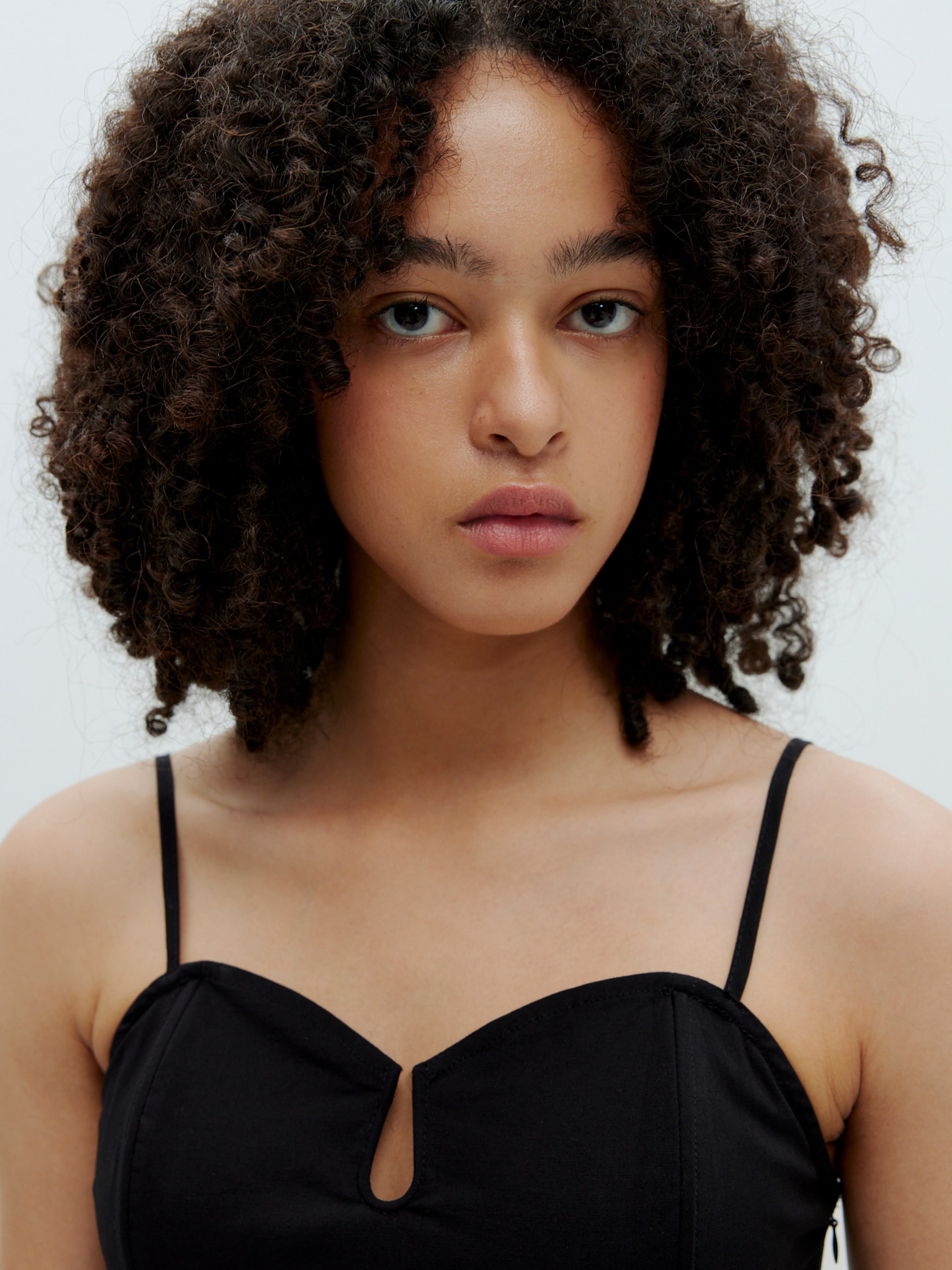 EDITED Produits Haut 'Sabeth' noir