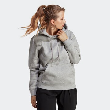 ADIDAS ORIGINALS Sweatshirt 'Adicolor Essentials' i grå: forside