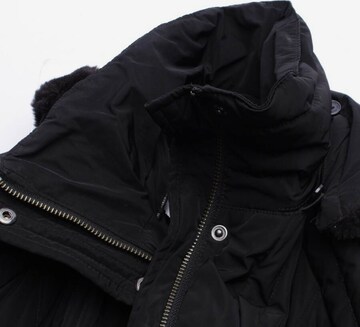 ARMANI Winterjacke / Wintermantel S in Schwarz