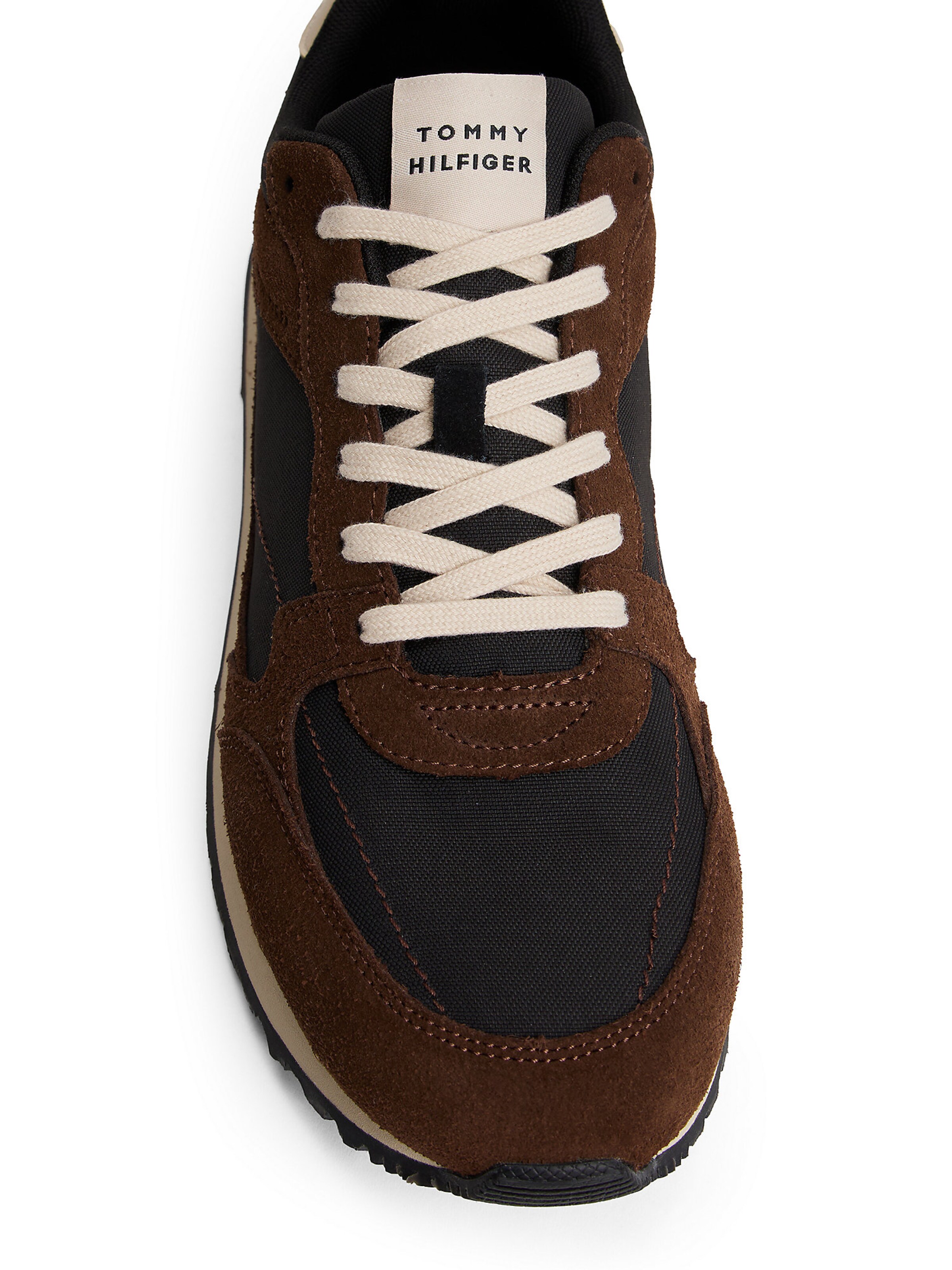 TOMMY HILFIGER Sneaker in Braun