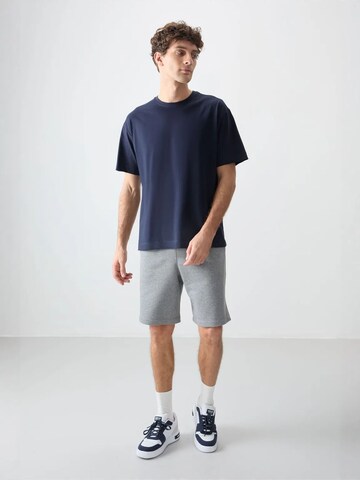 Tommy Life T-Shirts in Blau