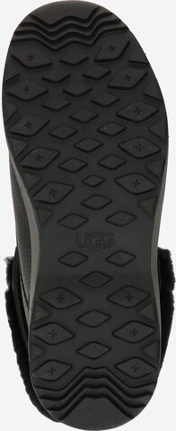 UGG - Botines con cordones 'Adirondack' en negro