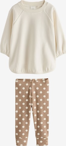 Next Setti värissä beige: etupuoli