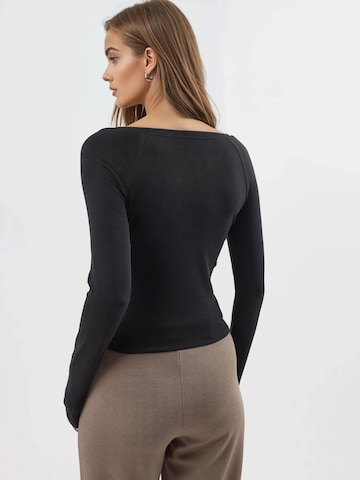 Camicia da donna di Busem in nero