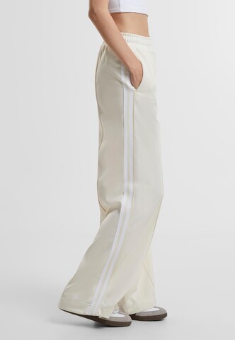 Wide Leg Pantalon Urban Classics en beige