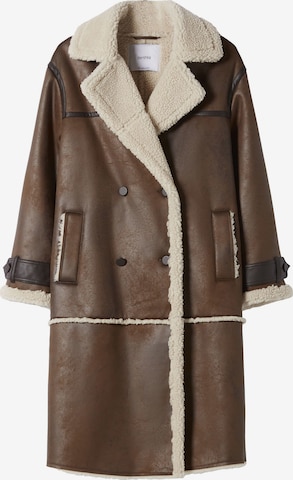 Bershka Winter Coat in Brown: front