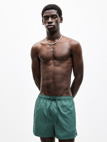 Pull&Bear Board Shorts in Green: front