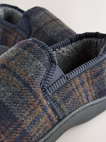 Next Тапки в Смешанный