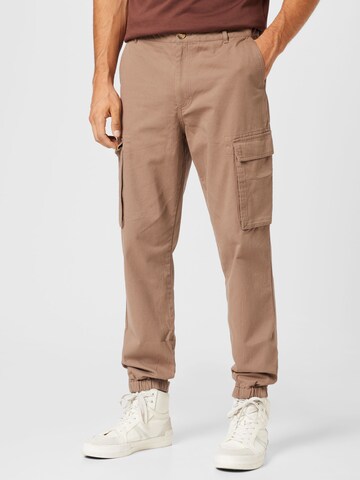 Regular Pantalon 'Gerrit' ABOUT YOU en marron : devant