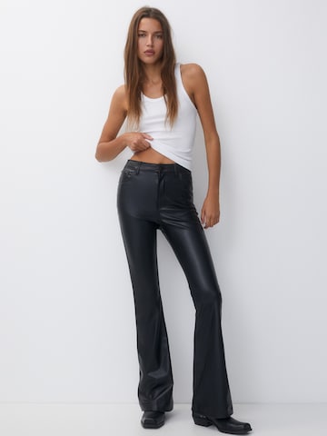 Pull&Bear Flared Hose in Schwarz