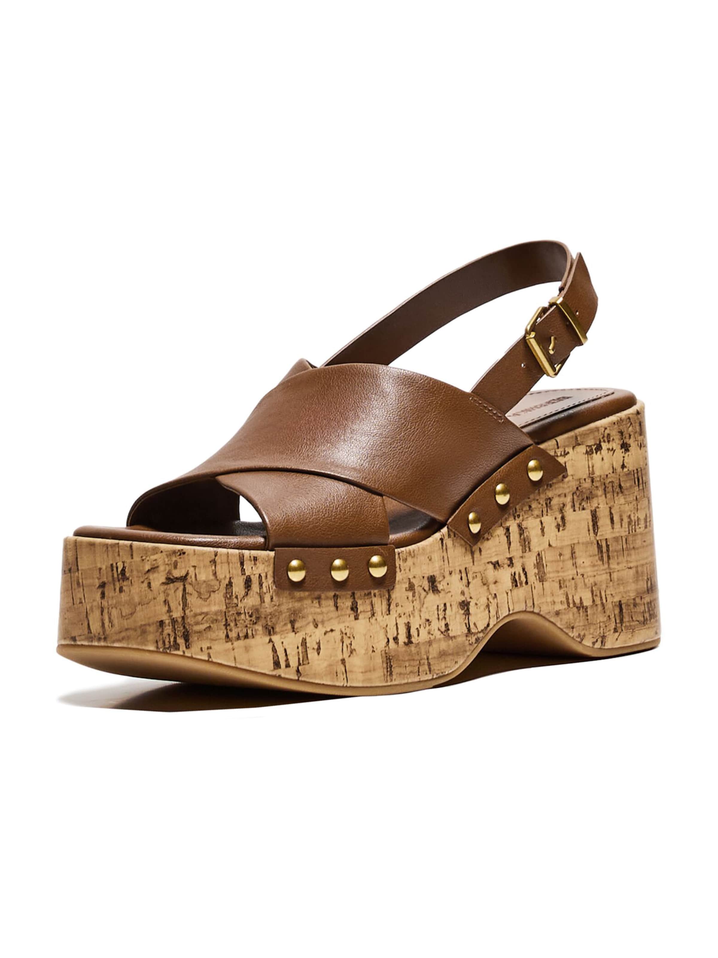 Bershka Sandal in Brown: front