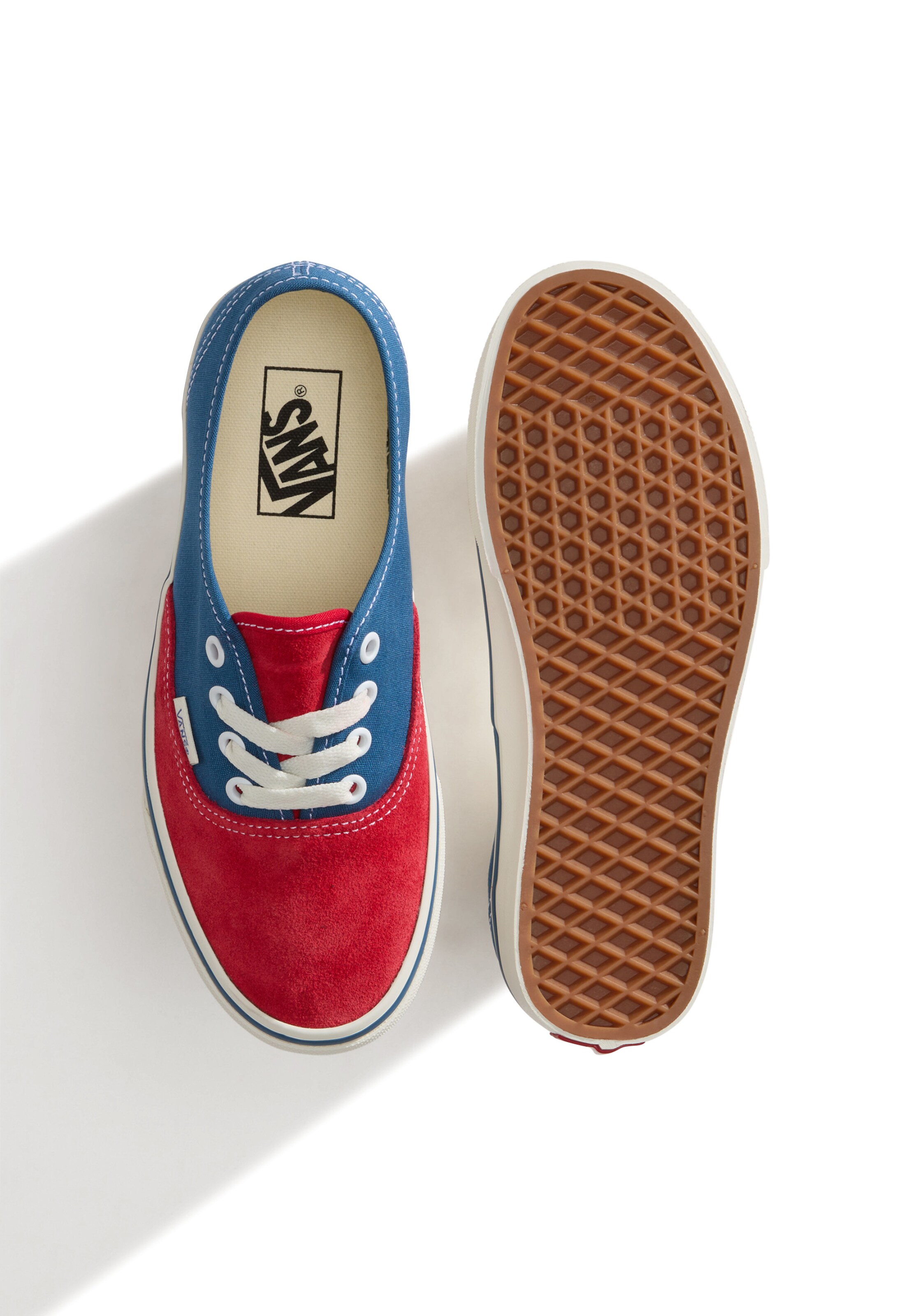 Baskets basses 'Authentic' VANS en bleu