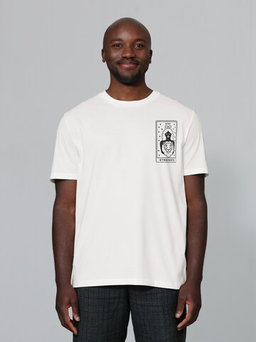 Watapparel Shirt 'Tarot Strength' in Weiß: Vorderseite