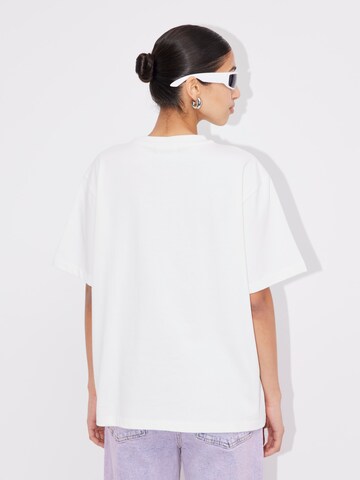 T-shirt 'Luzia' LeGer by Lena Gercke en blanc