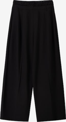 Bershka Wide Leg Laskoshousut värissä musta: etupuoli