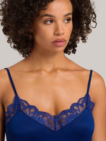 Hanro Negligee 'Mae' in Blue