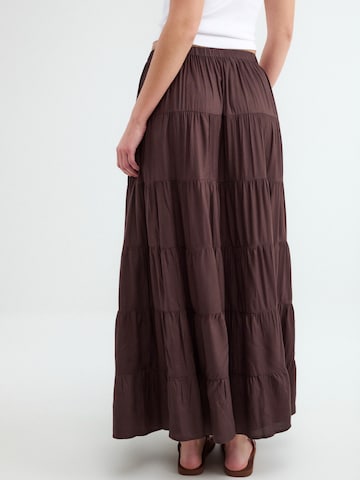 BALMOHK Rock in Braun