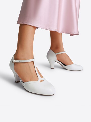 Escarpins Dream Pairs en blanc