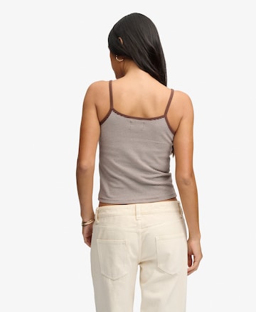 Superdry & Co Top 'Athletic Essentials' in Braun