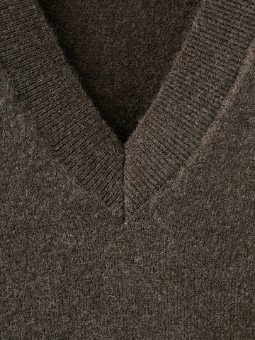 MANGO Sveter 'FESTO' - Hnedá