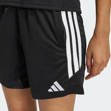 regular Pantaloni sportivi 'Tiro26 League' di ADIDAS PERFORMANCE in nero