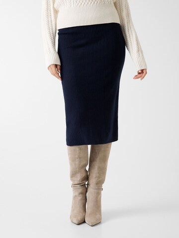 GUESS Skirt in Blue: front
