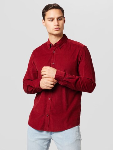 Coupe regular Chemise 'DAY' Only & Sons en rouge : devant