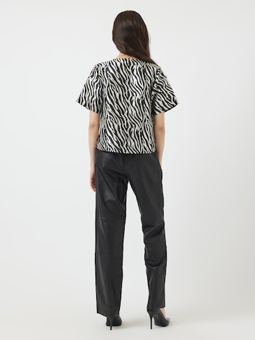 YAS Blouse 'YASZEMA' in Black