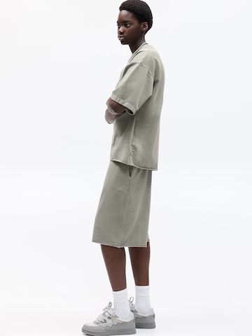 Pull&Bear Baggy Trousers in Green