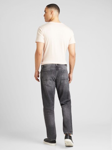 QS Regular Jeans in Grau