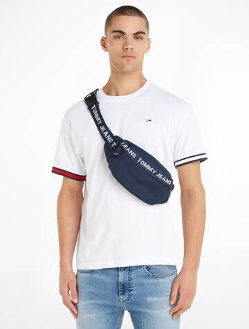 Tommy Jeans Fanny Pack 'Essential' in Blue: front