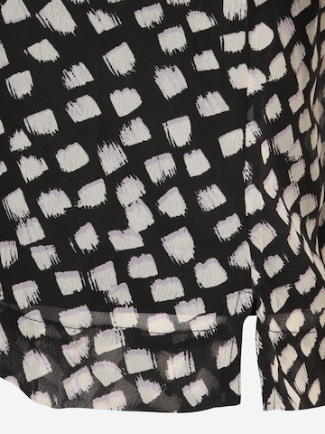 Bluză 'CHI' de la Vero Moda Petite pe negru