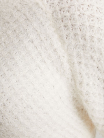 Bershka Пуловер в бяло