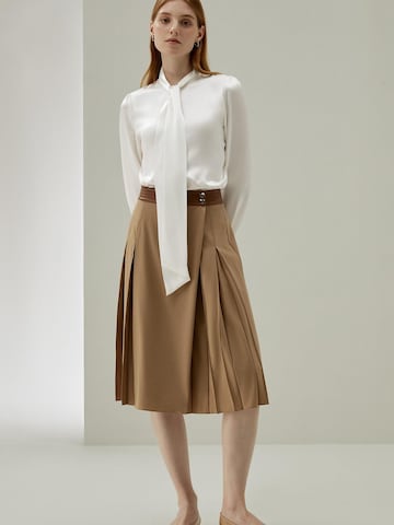 Lilysilk Blouse 'LILYSILK Seidenbluse mit Schleife' in Wit: voorkant