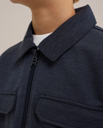 WE Fashion Between-season jacket in Blue