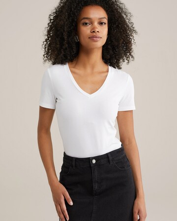 T-shirt WE Fashion en blanc : devant