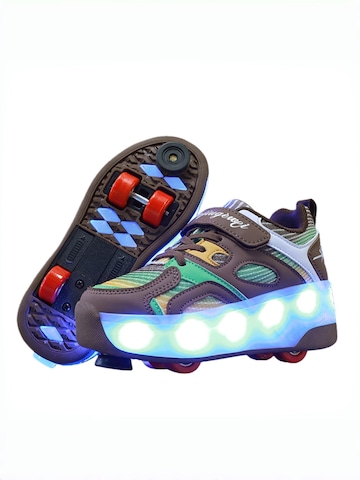 HUSKSWARE Inline and Roller Skates in Green