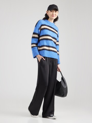 OBJECT - regular Pantalón plisado 'OBJCHILLI' en negro