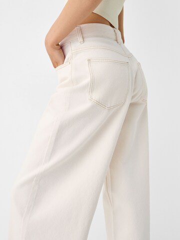 Bershka Wide Leg Jeans in Beige