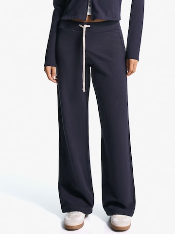 Wide leg Pantaloni de la Bershka pe albastru: față