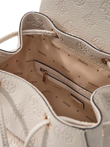 GUESS Rucksack 'Cresidia'‌‌‌ in Weiß